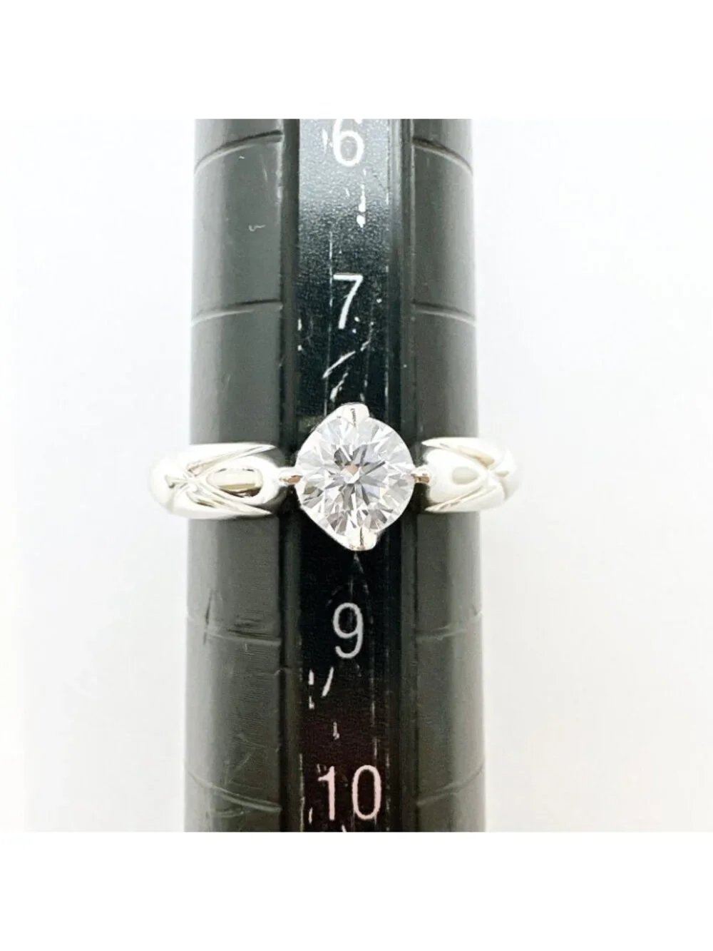Chanel Quilted Diamond Platinum Ring